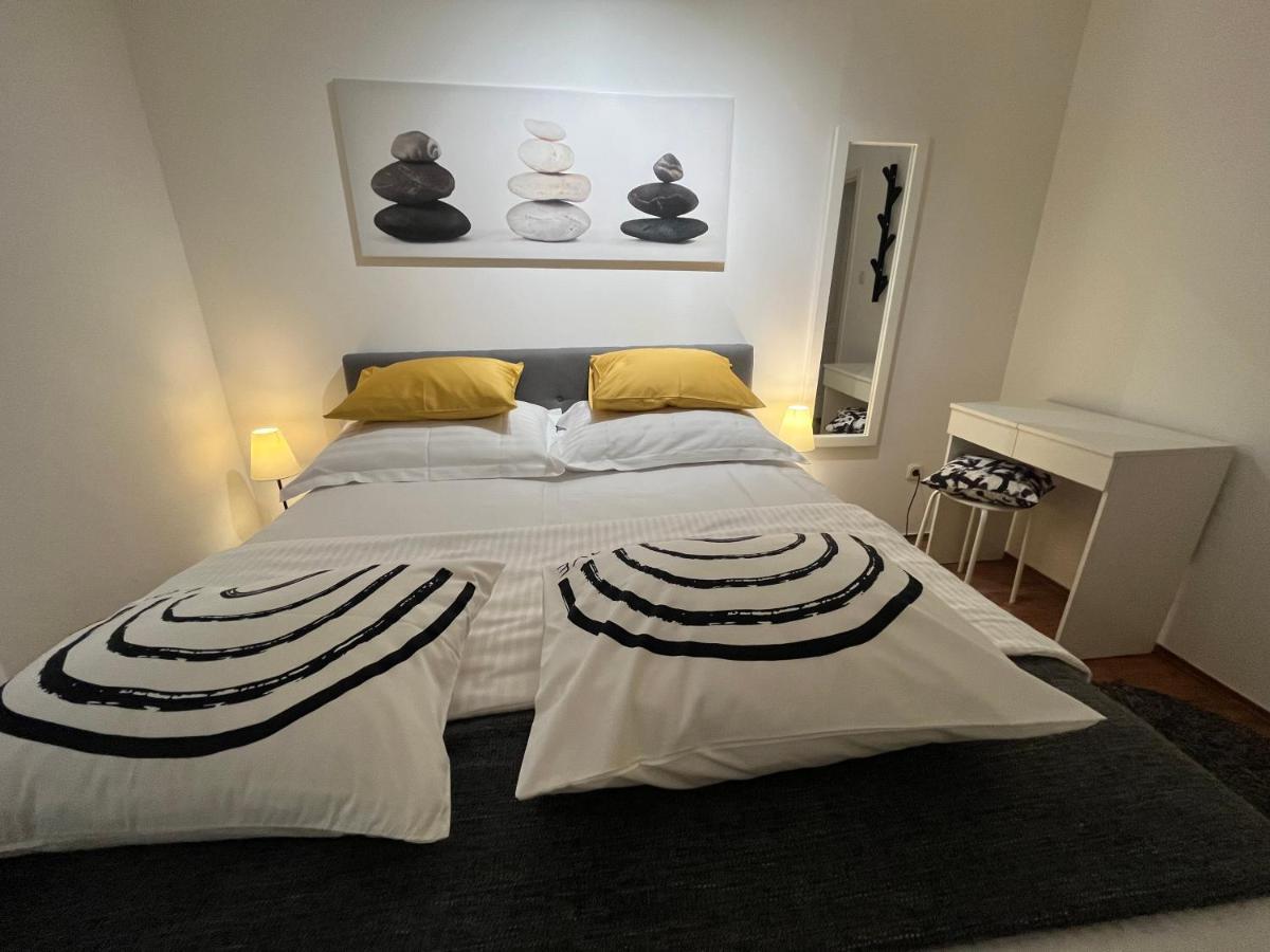 Apartman Passagio Ровинь Экстерьер фото